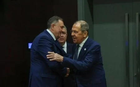 Lavrov podržao Dodika: Rusija aktivno deluje na smanjenju tenzija na Balkanu