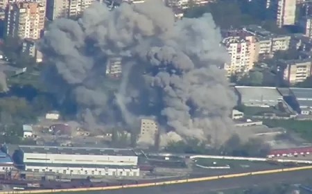 Ruske bombe precizno pogodile metu u Hersonu: Dron snimio trenutak udara FAB-ova