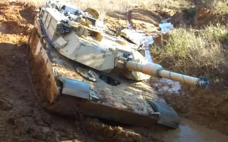 🇺🇸💥 „Ahilova peta američkog tenka“: Španska štampa kritikovala Abrams zbog loših performansi u močvarama