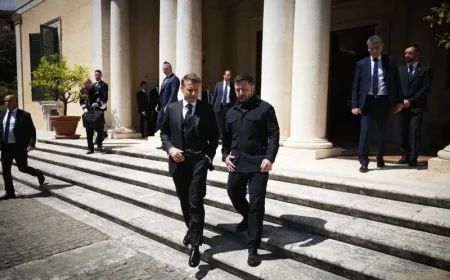 🇮🇹 Italijanska štampa optužuje Makrona za pokušaj uticaja na izbor novog pape