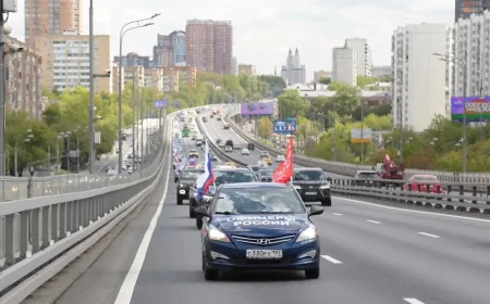 🚗 Više od 500 učesnika u auto-memorijalnoj vožnji „Oficiri Rusije – putevima sećanja“ povodom 80 godina od Pobede