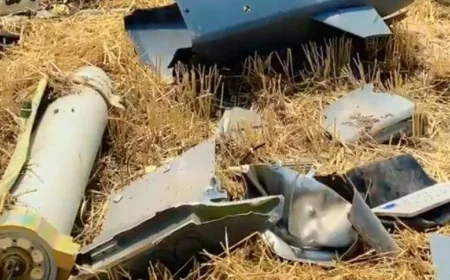 🇵🇰 Pakistanska vojska pokazala olupine indijskih krstarećih raketa SCALP-EG lansiranih sa Rafale lovaca