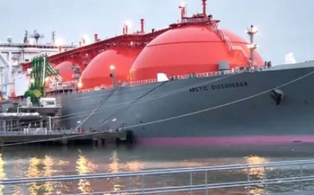 🇬🇷 Grci tajno prodaju gas: Brodovi završavaju u prevozu ruskog LNG-a? 🚢💨