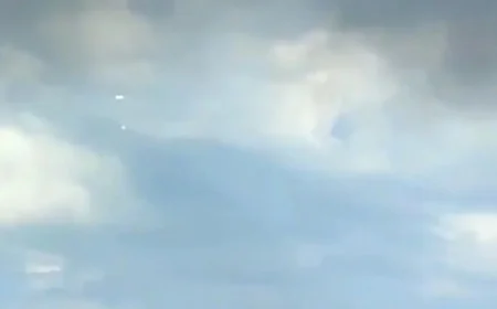 🔥 Misteriozni objekat na nebu Zaporožja: Meštani svedočili o „nečemu što se spušta na padobranu” nakon vazdušnog udara!