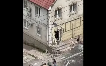 🇷🇺 Eksplozija u centru Luganska tokom otvaranja izložbe o operaciji "Potok" – dvoje poginulih, više povređenih
