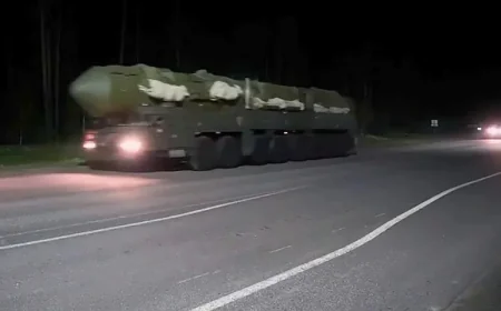 💣 Lavrov odgovara Makronu: Ruske rakete „Jars“ izlaze na bojevo patroliranje – poruka Zapadu jasna!