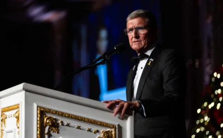 🇺🇸 General Majkl Flin: „Tramp je obećao mir – a vodi nas u suprotnom pravcu“
