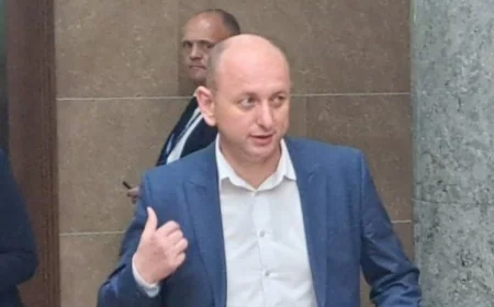 🇷🇸 Knežević poručio: „Blokaderima bi bila čast da im dođe Kurti“ ⚡🔥