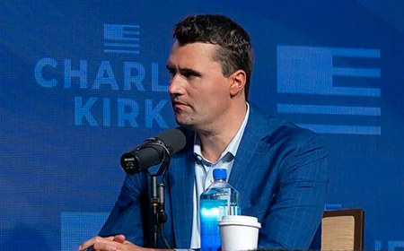Atentat na Čarlija Kirka i „izraelska veza“: Misterija koja potresa konzervativni pokret u Americi 🇺🇸🔎🇮🇱