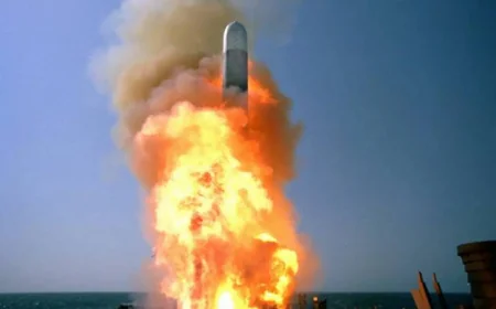 🎯 General Lute: Tomahawk rakete neće doneti pobedu Ukrajini — šta Kijev zaista treba da radi 🇺🇸➡️🇺🇦