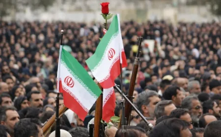 "Ako nas udarite, gotovi ste": Iran sprema UDAR IZNENAĐENJA, Amerika dovukla dva nosača aviona!