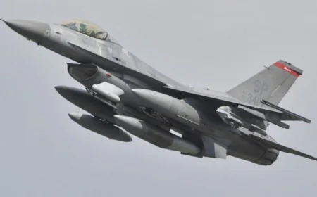 Tragedija u Balikesiru: F-16 se srušio pored autoputa, pilot poginuo