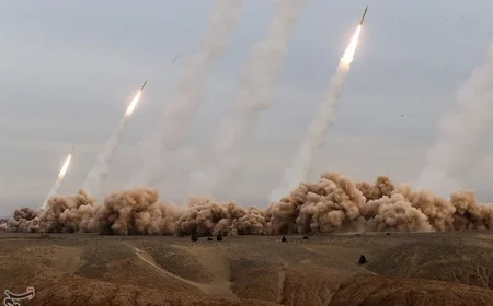 BRUTALNA ODMAZDA TEHERANA: IRGC preciznim projektilima udario na ciljeve SAD i Izraela! 🇮🇷🚀