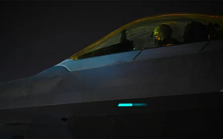 ✈️ AMERIČKA DILEMA: Upotreba F-22 „Raptor“ za napade na Iran podelila Pentagon!