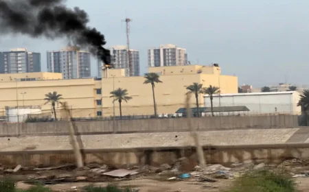 🚨 EVAKUACIJA: Ambasada SAD u Bagdadu izdala hitno naređenje – „Amerikanci, napustite Irak odmah!“ 🇺🇸🇮🇶