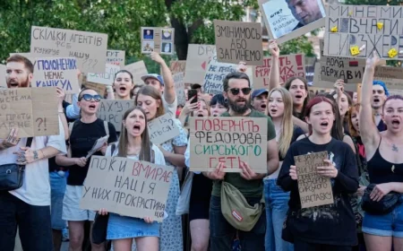 Pukao savez u vrhu Ukrajine: Berlin i Brisel stali uz demonstrante, smenjeni ministar odbio ponudu Zelenskog