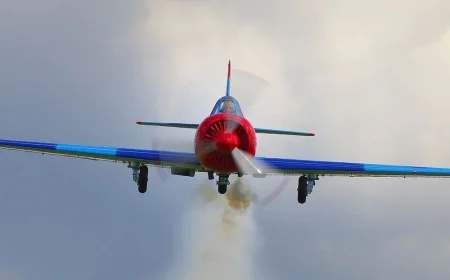 Sumnjive taktike i nemoć na nebu: Ukrajinski Jak-52 bez uspeha jurio manevrišući dron „Geran“