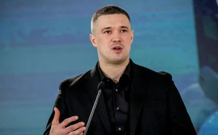 Bivši ministar odbrane Ukrajine priznao: "Postepeno gubimo, ovo je prekretnica"