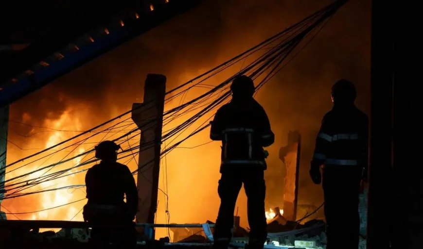 🔥 Noćni masovni udari na Kijev i Zaporožje: Na meti logistički centri i vojna industrija