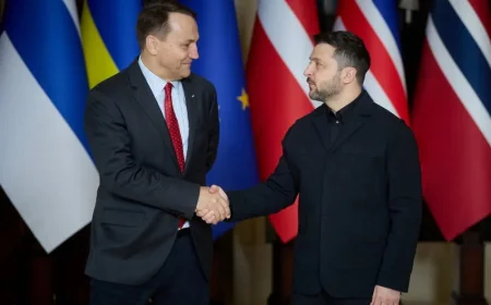 ⚠️ PROVOKACIJA IZ VARŠAVE: Sikorski predlaže da NATO „odvuče“ pažnju Rusije vežbama oko Kalinjingrada