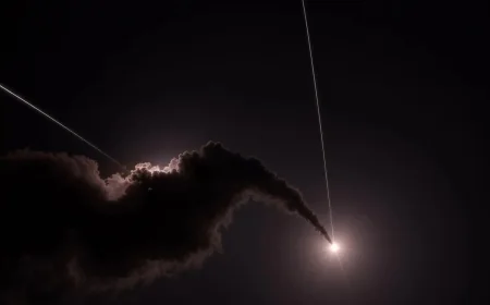 🚀 U Saudijskoj Arabiji ponovo sirene: Huti udaraju raketama i dronovima, eksplozije blizu aerodroma u Rijadu!