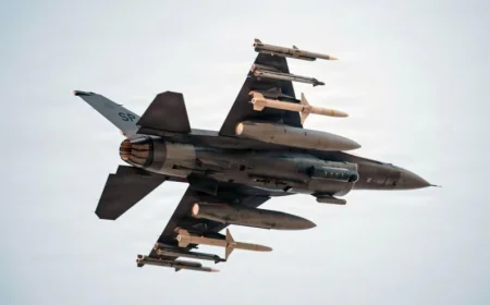 ✈️ Amerikanci masovno gomilaju snage kod Irana: Eskadrila F-16 prešla Evropu i stigla na Bliski istok!