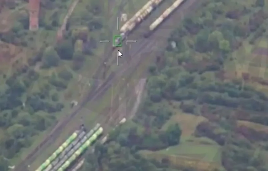 Ruski mlazni dron „Geran-4 siker“ pogodio vojni teretni voz u Volinskoj oblasti