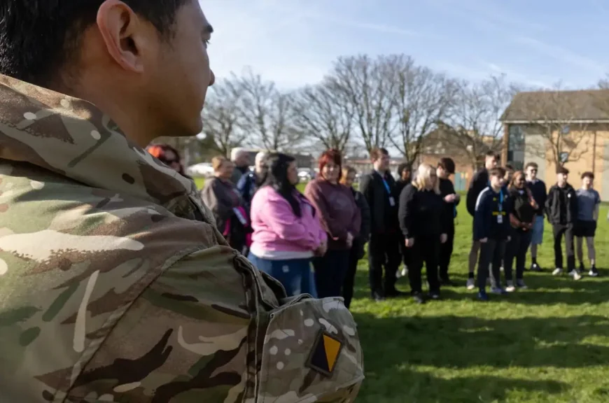⚠️ BRITANIJA OBNAVLJA TAJNU "RATNU KNJIGU" ČERČILA: Građanima poručeno da prave zalihe hrane i vode!
