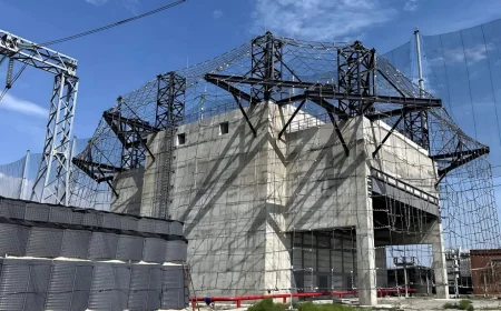 ⚡ Zašto redovni udari dronova nisu uspeli da izbace iz stroja trafostanicu 750 kV „Kijevska“?