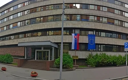 🤝 Obnavljanje diplomatskih veza: Rusija i Slovačka vraćaju vojne atašee posle četvorogodišnje pauze