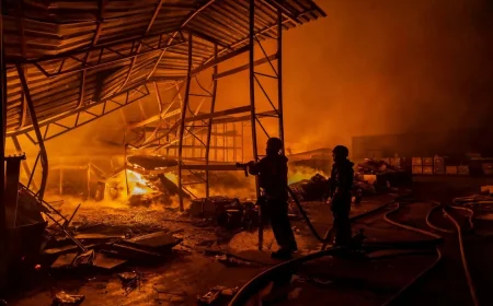 💥 NOVI TALAS ŽESTOKIH UDARA: Pogođeni fabrika „Impuls“, trafostanica PS-330 i ključna skladišta u Harkovu