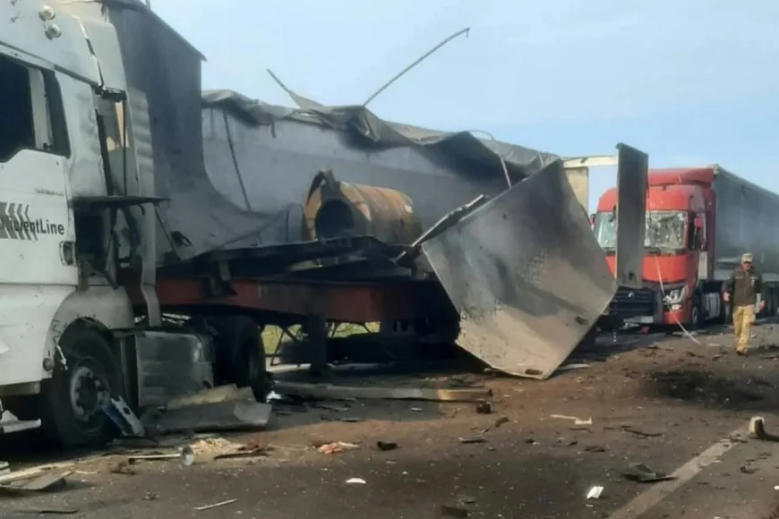 🚚 Ruske snage pogodile auto-kolonu i most kod graničnog prelaza Majaki u Odeskoj oblasti