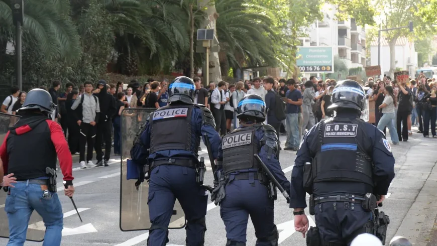 💥 HAOS NA ULICAMA EVROPE: Francuska policija na meti žestokih kritika zbog brutalnosti prema srednjoškolcima!