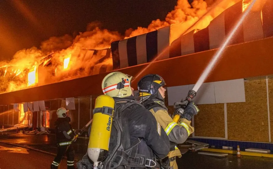 💥 KRAJ TRGOVINSKOG GIGANTA: Ukrajinska mreža „Epicentar“ potpuno uništena u žestokim udarima dronova „Geran“